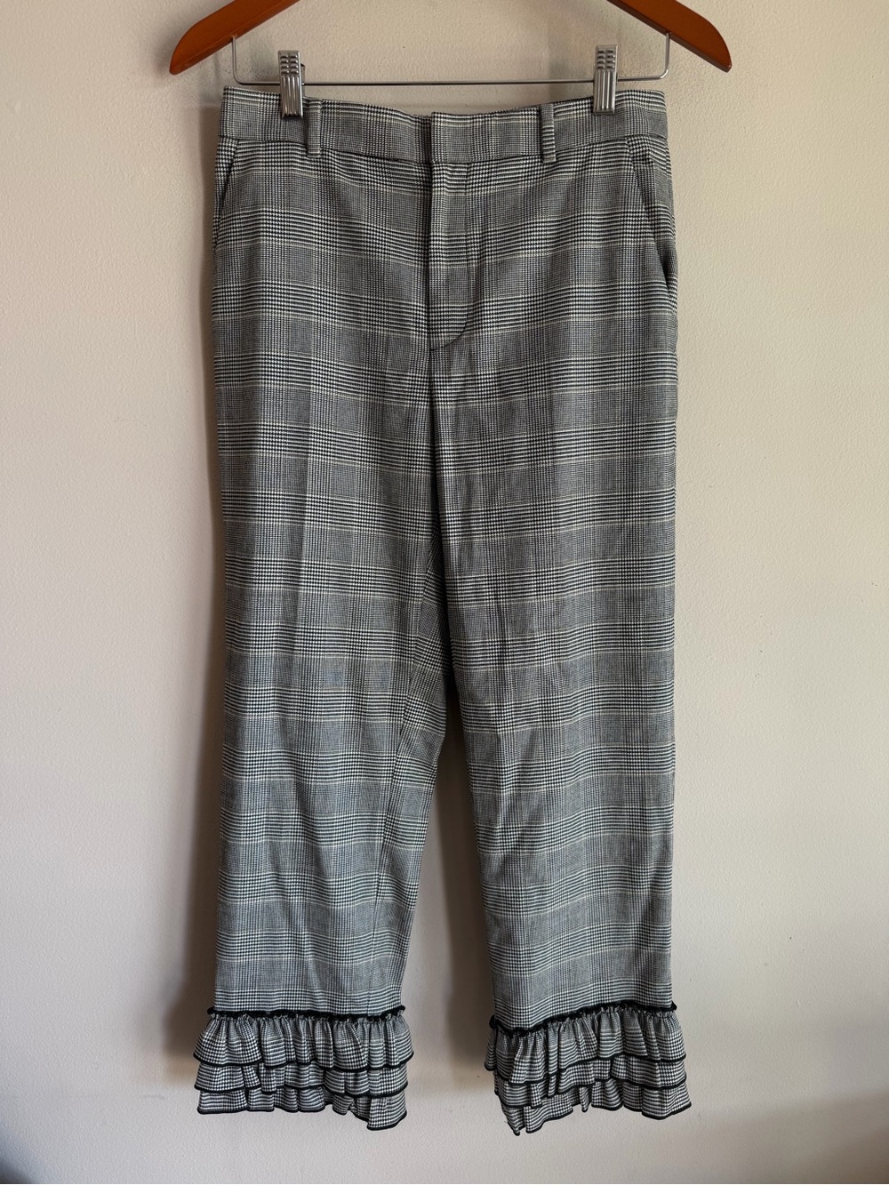 Club Monaco Sweedie Pant Grey Glen Plaid Ruffle Hem Crop Trousers Size 2‎ NEW